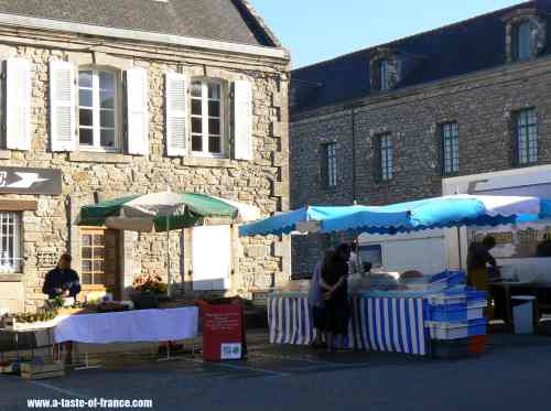  Locronan market France 