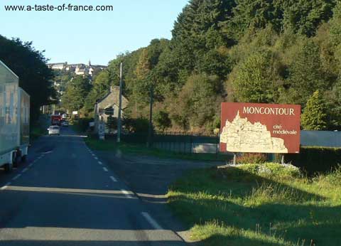 Le Chaudron magique – Restaurant médiéval à Moncontour