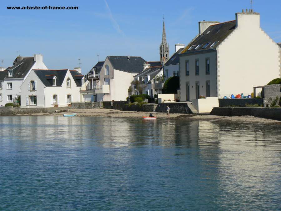 Ile Tudy,photos and guide to the village in Brittany
