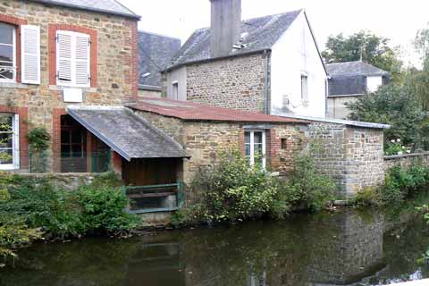 Villedieu les Poeles river Normandy 