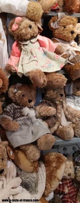 Teddy bear shop Boulogne Xmas Market